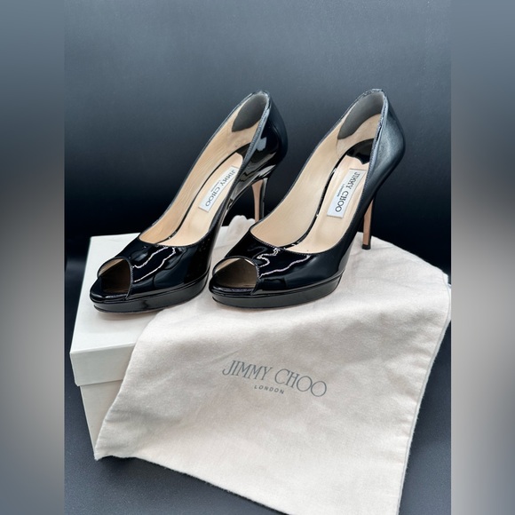 Jimmy Choo Classic Heels!! Luna Black Patent Leather Peep Toe 👠 - Picture 3 of 12